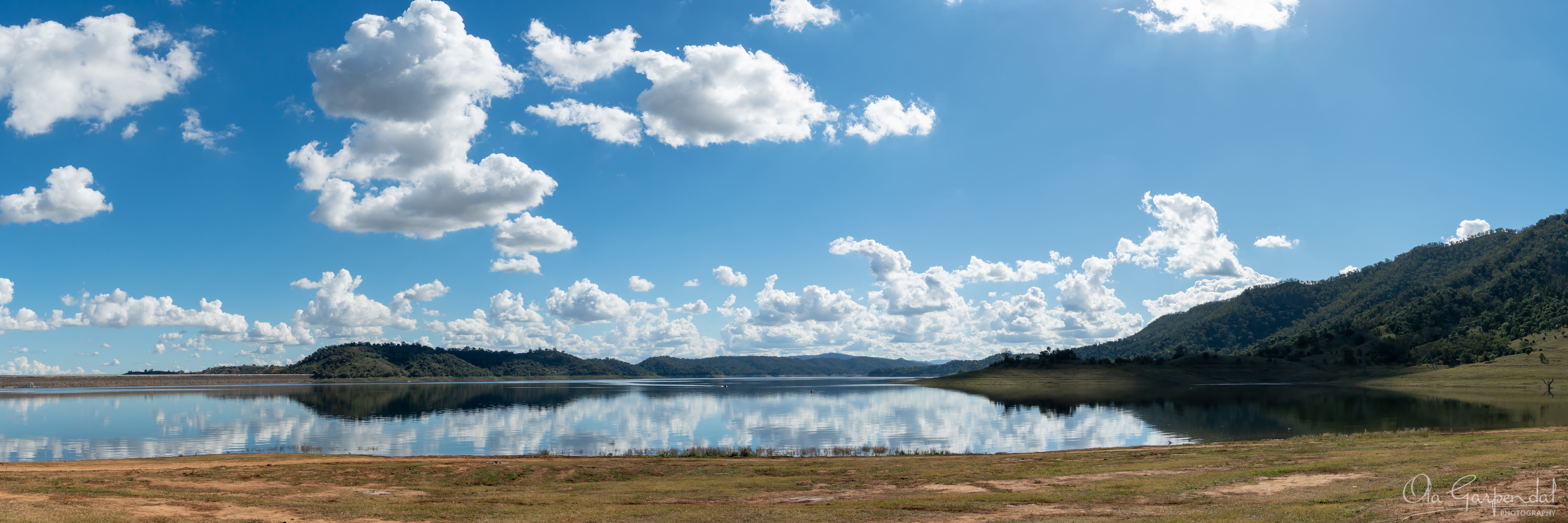 Glassy view over Lake Glenbawn