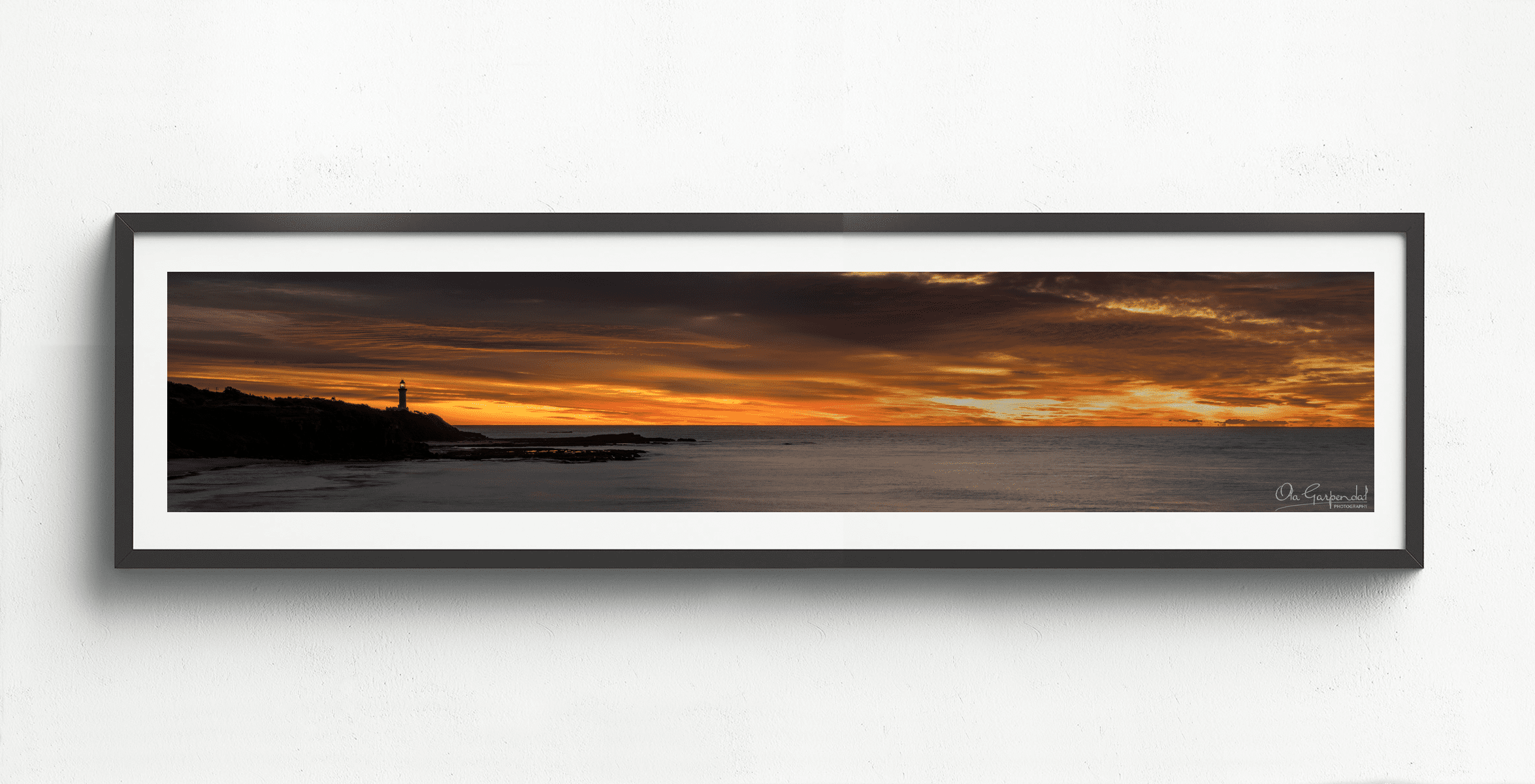 Sunrise at Norah Head Lighthouse 1-5 L Black Frame on small wall