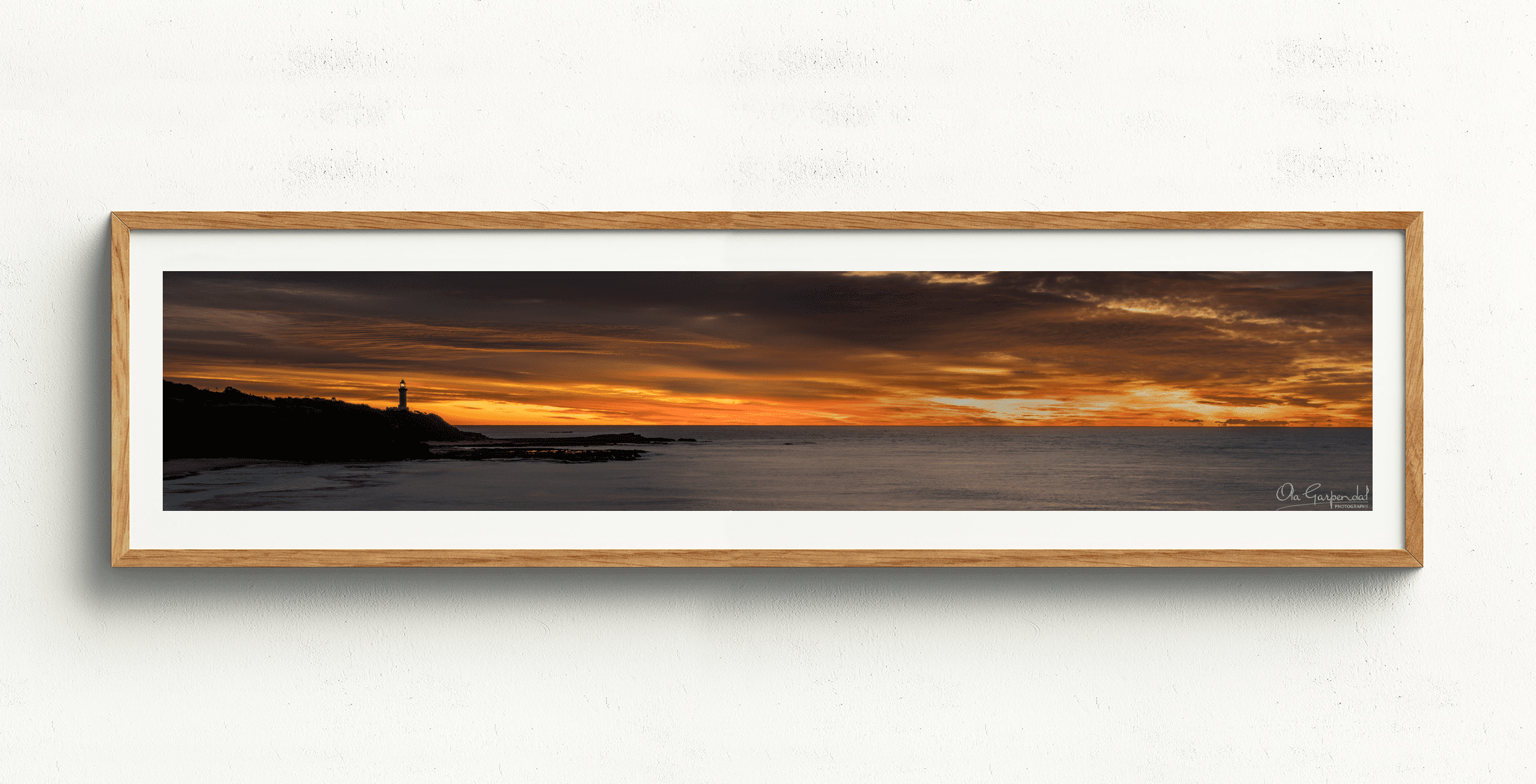 Sunrise at Norah Head Lighthouse 1-5 L Timber Frame on small wall